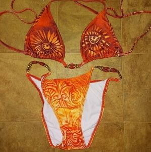 Savage California sunset bikini size small